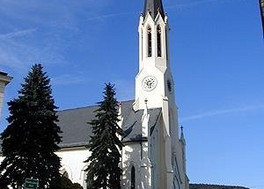 1996 erfolgte die Sanierung des Kirchturmes 1996 erfolgte die Sanierung des Kirchturmes